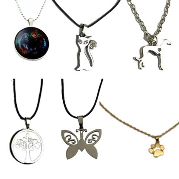 Jewelry - Bundle of 4 Necklaces.